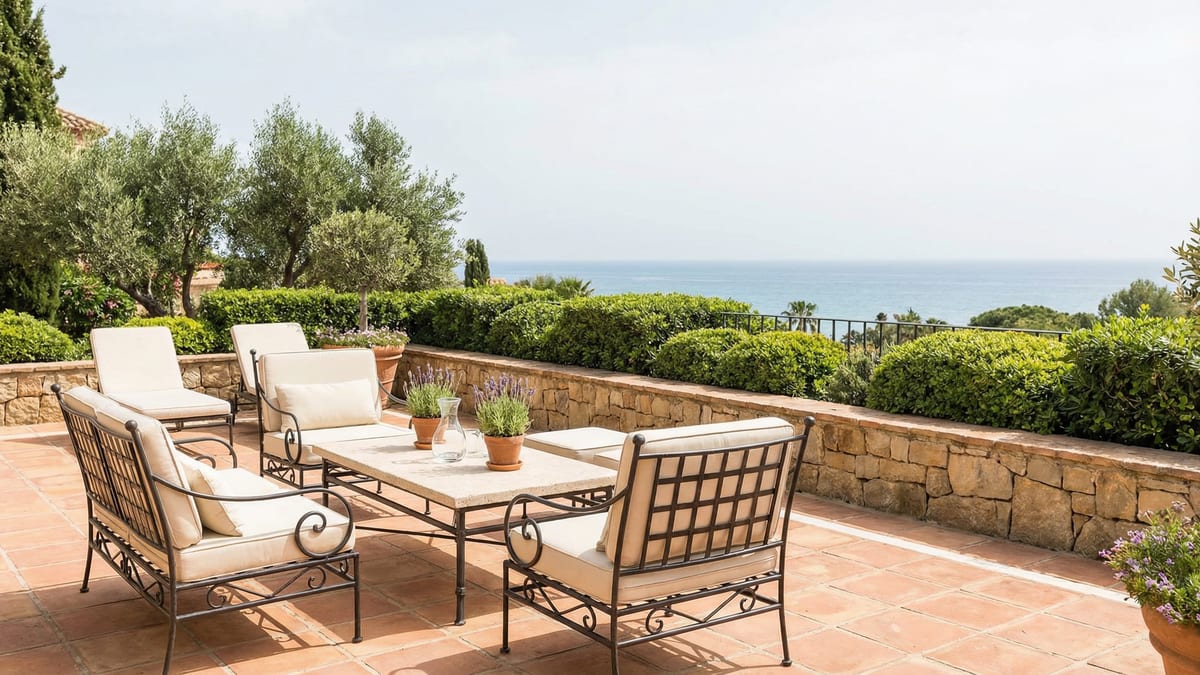 Naviguer les Risques et Assurances de l'Achat de Propriétés Sur Plan sur la Costa del Sol en 2026 - Immobilier Costa del Sol